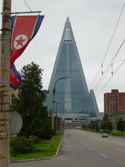 Огромная коллекция интереснейших снимков из Северной Кореи (124 фото)