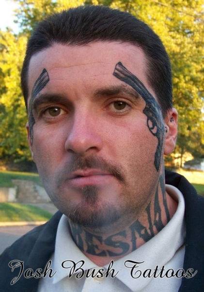 Люди с татуировками на лицах (30 фото)