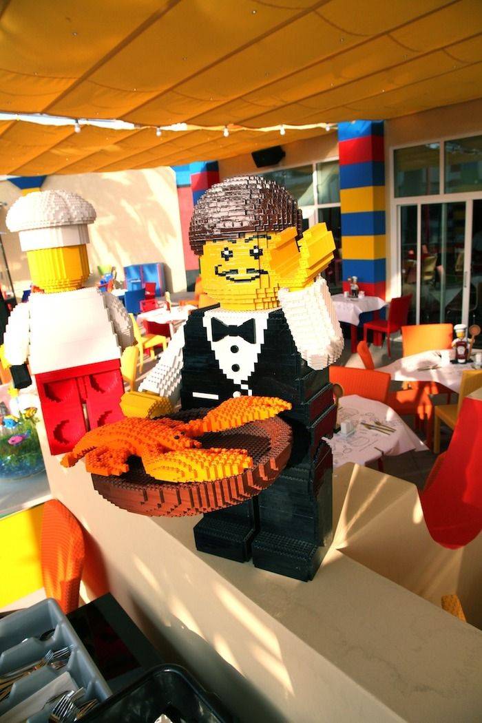 Lego-отель (16 фото)