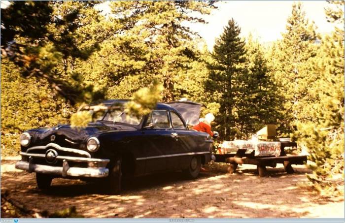 Автомобильная Америка 50-х, 60-х годов (34 фото)