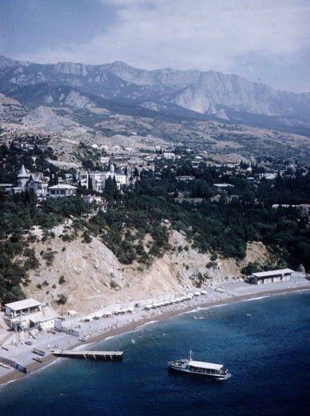 Крым в цвете 1958 года (23 фото)