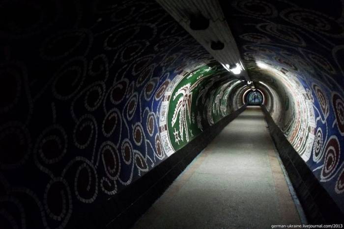 Открылся сказочный тоннель в Одессе (25 фото)