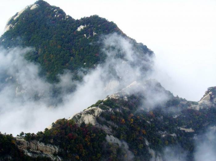 Гора Хуашань в Китае