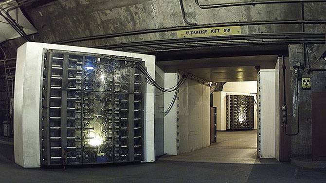 7 секретных подземных бункеров разных стран (61 фото)