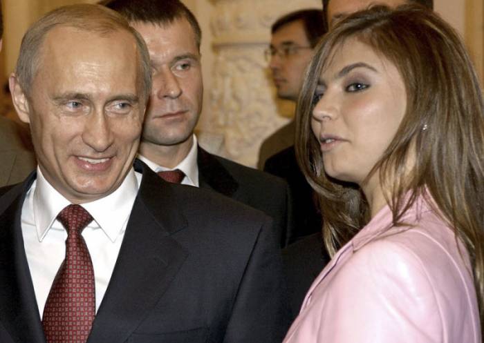 10 фактов из семейной жизни Путина (11 фото)