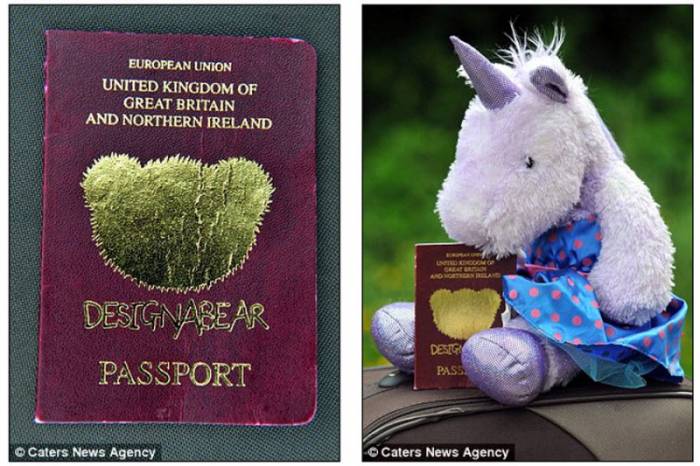 Девочка прошла турецкую таможню по паспорту плюшевого единорога (4 фото)