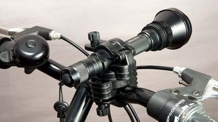 Какие моменты следует учитывать, выбирая фонарь для велосипеда