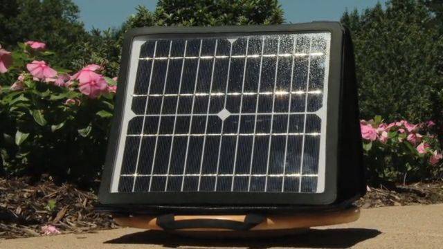 Портативное зарядное устройство на солнечных батареях (7 фото)
