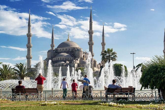Прогулки по городским мечетям Стамбула (23 фото)