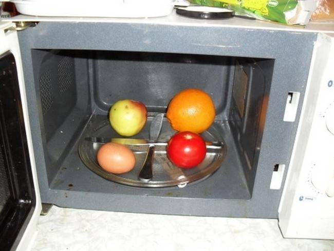 Приготовление яйца в микроволновке (12 фото)