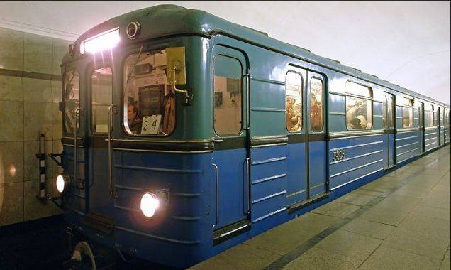 Дизайнерские решения Московских поездов метро (25 фото)