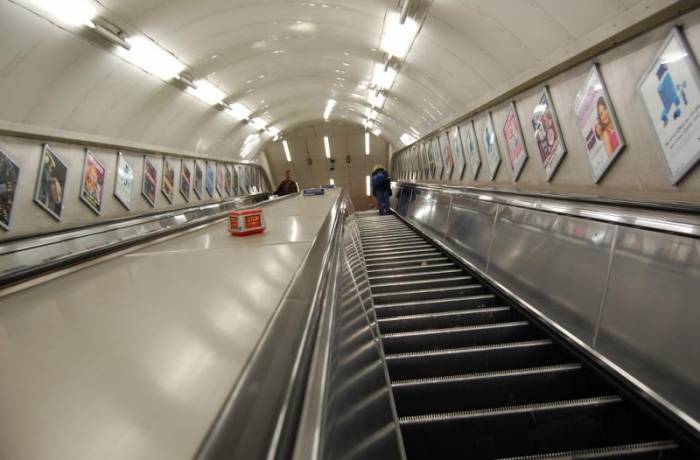 Старейшая подземка мира — Лондонское метро (17 фото)