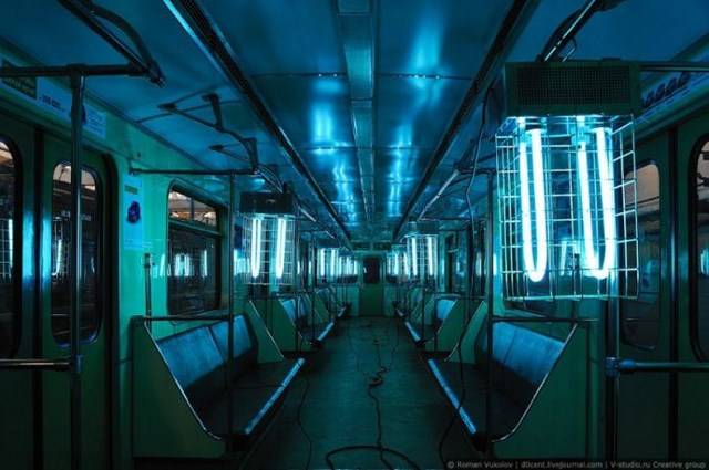 Московское метро не спит (14 фото)