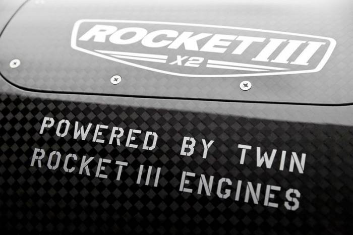 - - Castrol Rocket Triumph (33 )