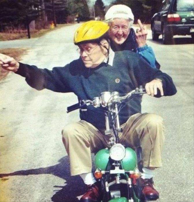 Пожилые люди ведущие активный образ жизни (34 фото)