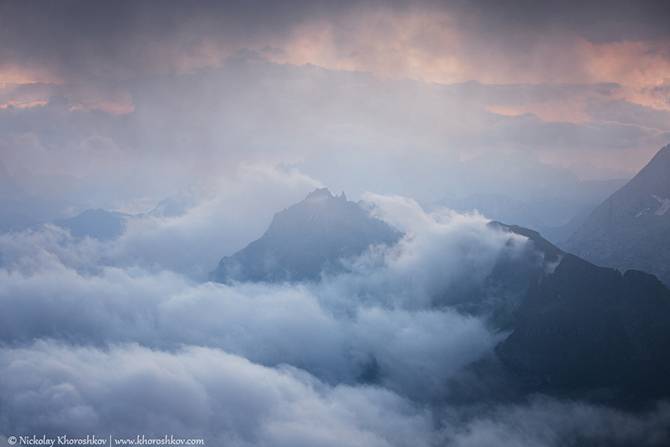Доломитовые Альпы: буйство стихии (19 фото)