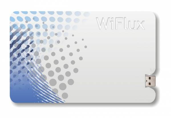 WiFlux — портативное зарядное устройство размером с кредитку (фото+видео)