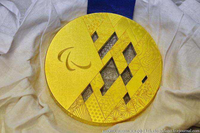 Как делают медали для Олимпийских игр в Сочи (73 фото)