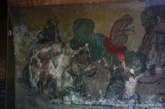 Экскурсия по музею пыток в Китае (32 фото)