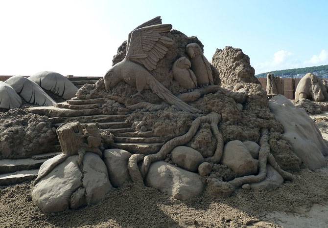 Скульптуры из песка Сюзанны Руселер (15 фото)