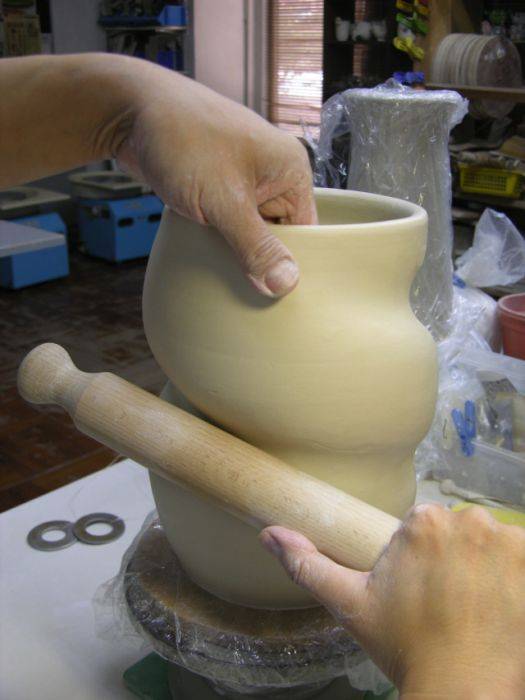 Процесс создания вазы (24 фото)