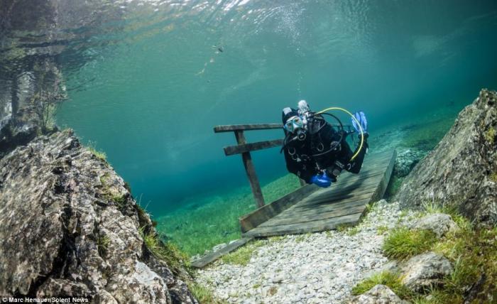 Подводный парк в Австрии (9 фото)