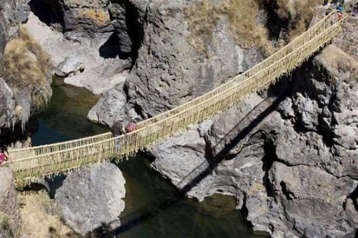 Мост из травы в Перу (15 фото)