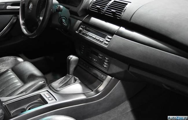 Суровый тюнинг BMW X5 в стиле «милитари» (9 фото)