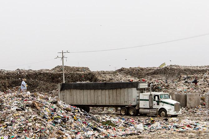 Путешествие в мексиканский город мусора (42 фото)