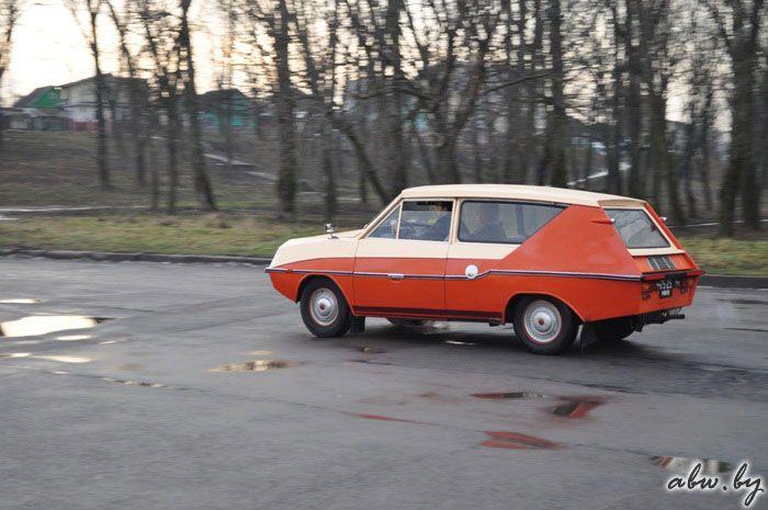 Минчанин и его самодельный автомобиль "Фантазия" (27 фото)