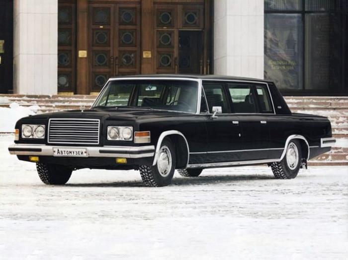 Отечественные автомобили для Президентов и Генсеков (12 фото)