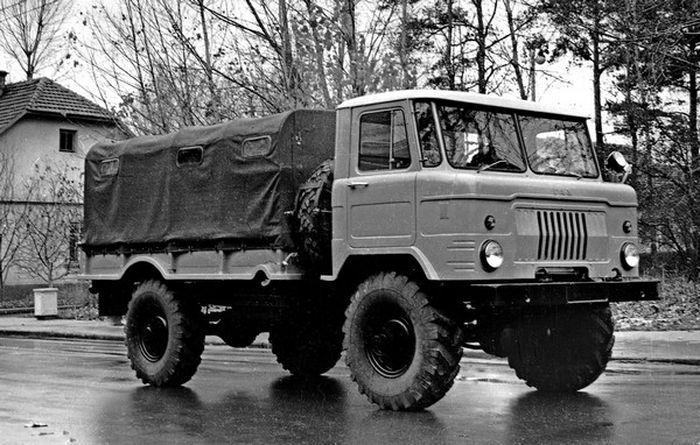 10 легендарных советских грузовиков (21 фото)