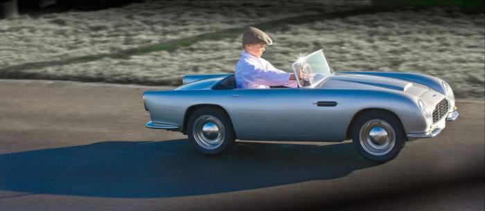 Игрушечный Aston Martin за 27 тыс. долларов (5 фото)