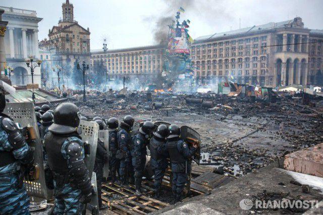  Майдан с другой стороны баррикад (16 фото) 