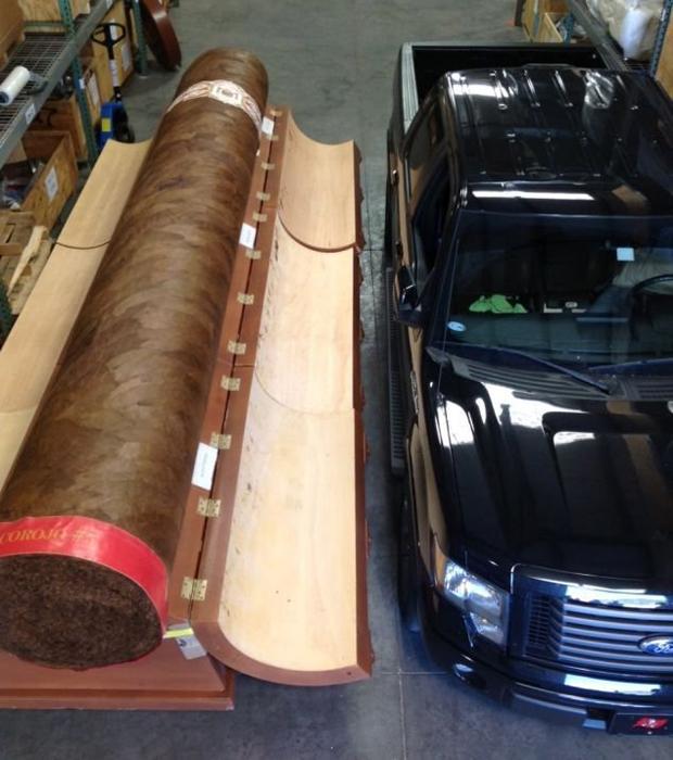 Самая большая в мире сигара стоимостью 185 000 долларов (8 фото)