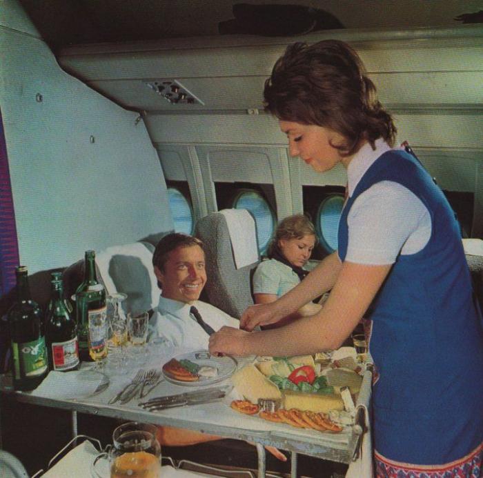 Реклама Аэрофлота времен СССР (16 фото) 