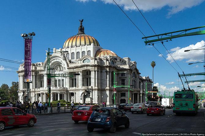 Прогулка по Мехико – столице Мексики (42 фото)