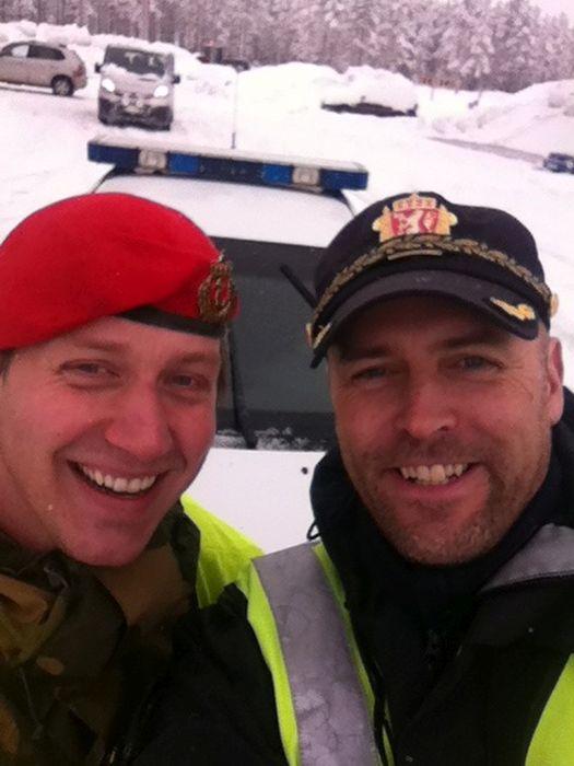 Селфи военных на учениях в Норвегии (50 фото)