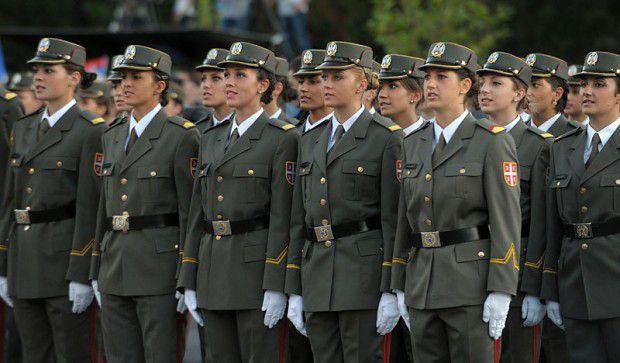  Сербские военные девушки (24 фото) 