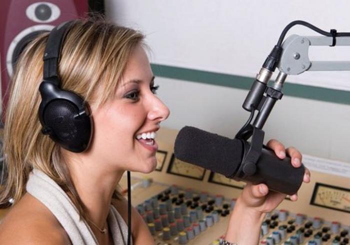  Женщины радиоведущие (53 фото) 