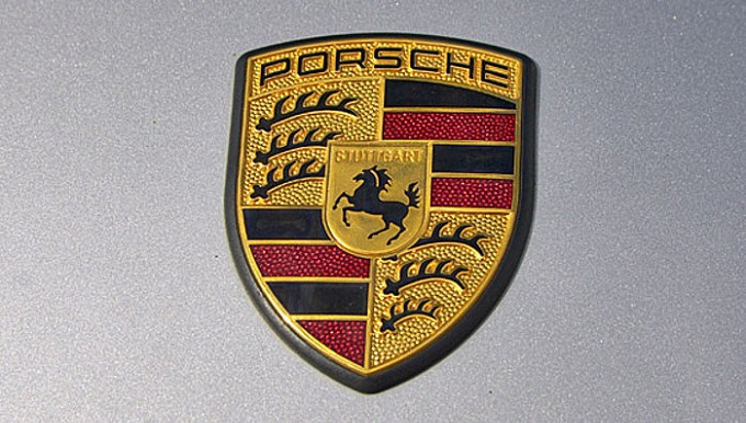    Porsche   (36 )
