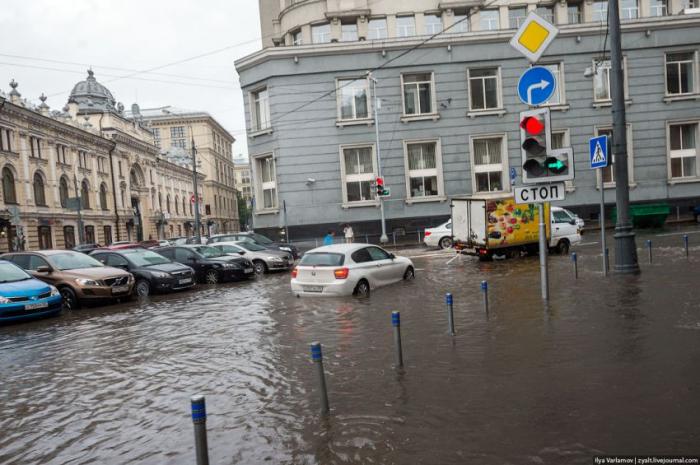  Москву затопило (19 фото) 