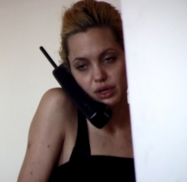 Анджелина Джоли была героиновой наркоманкой (13 фото)