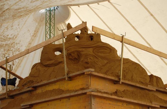  Создание песчаной скульптуры (16 фото) 
