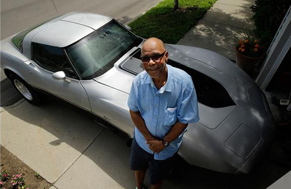 Corvette вернулся к владельцу спустя 33 года (5 фото)