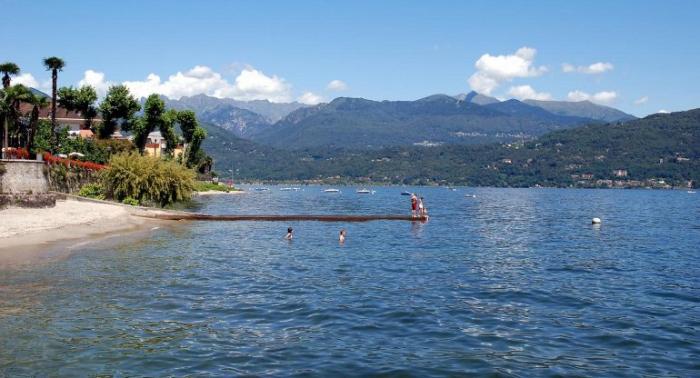 Озеро Маджоре - оазис в Италии (9 фото)