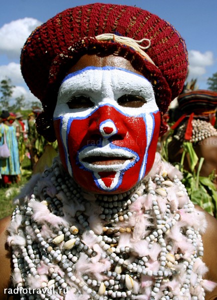 Папуасы из Новой Гвинеи (14 фото)