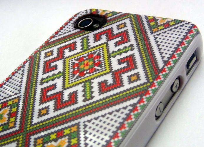 Чехол вышиванка для iPhone купить в Киеве