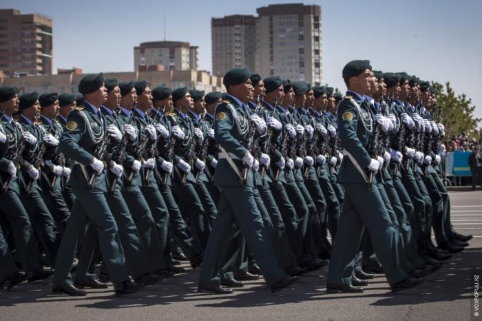  Военный парад в Астане (45 фото) 