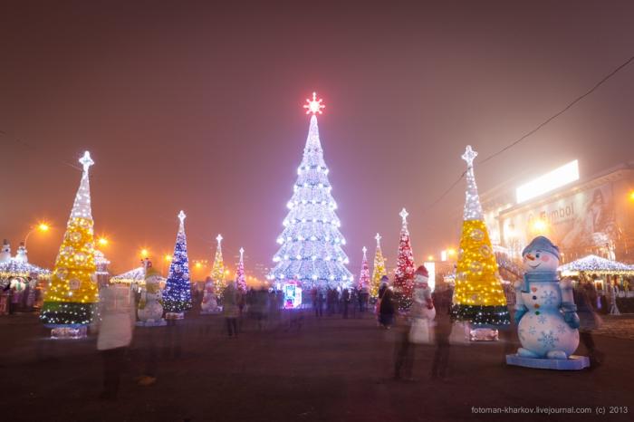 Новогодняя ёлочка в Харькове (4 фото)